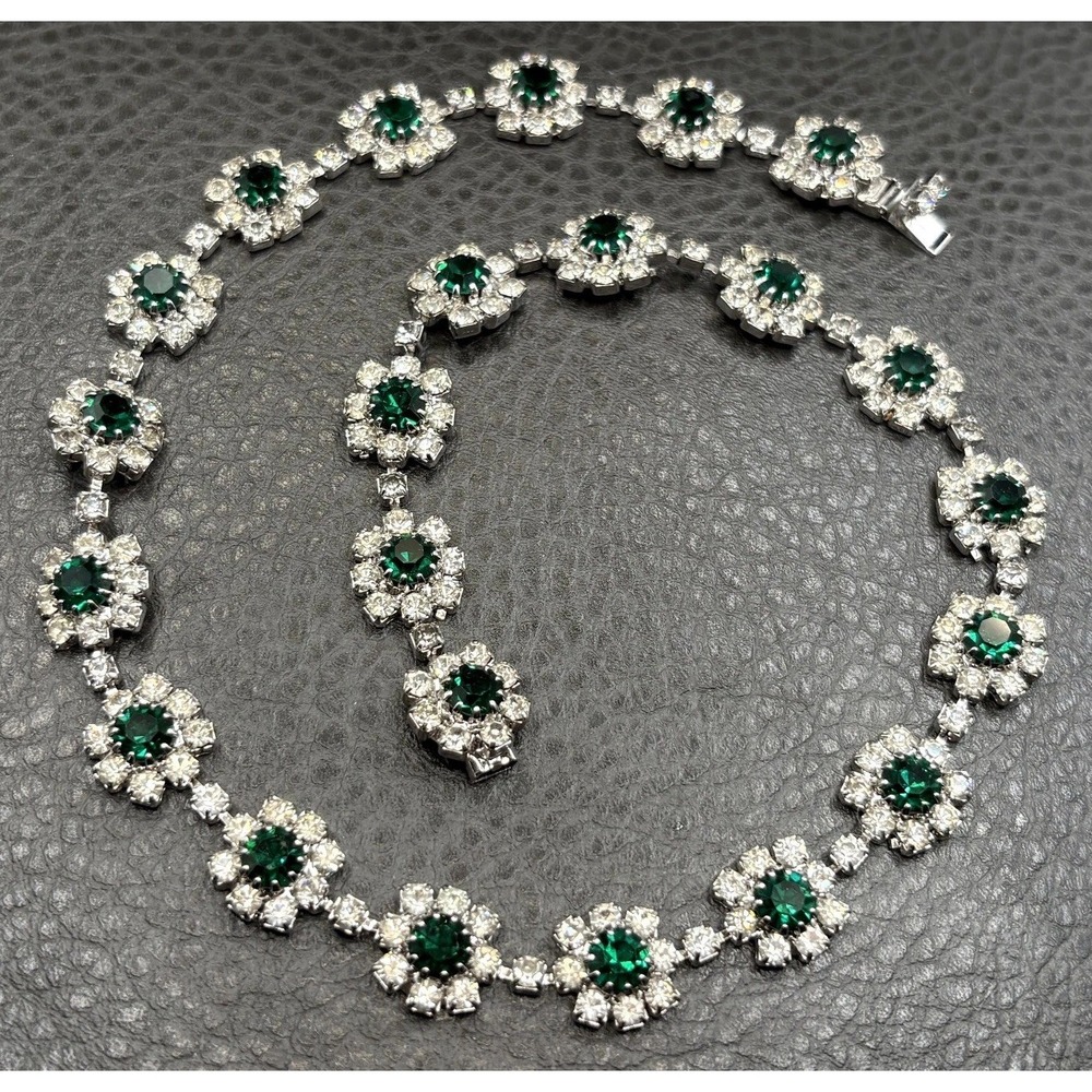 Vintage Green Crystal Rhinestone Flower Cluster Choker Necklace Silver Tone 17" - Picture 4 of 16